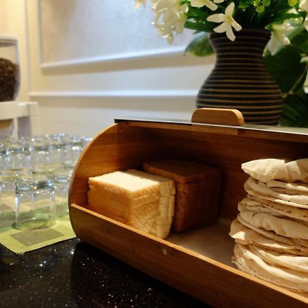 Grand Tayba Hotel 塞拉莱 外观 照片