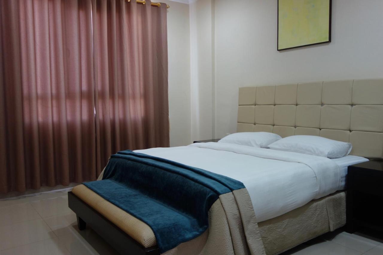 Grand Tayba Hotel 塞拉莱 外观 照片